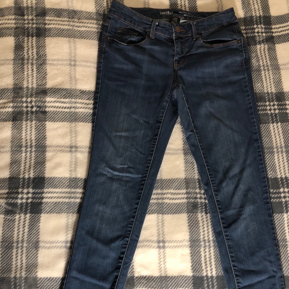 Mossimo Skinny Jeans (Size 0/25).